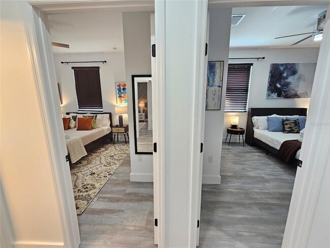 Building Photo - 2075 Jewell Ave