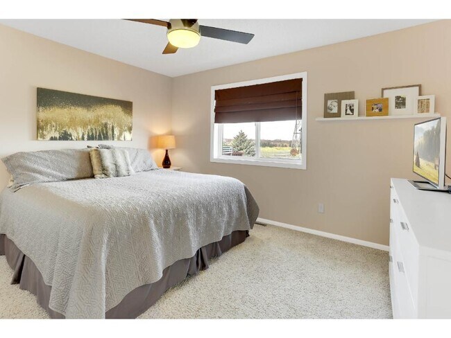 Building Photo - 2059 Brittany Ct