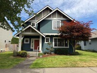 Building Photo - 3 bed DuPont Home with A/C for Rent