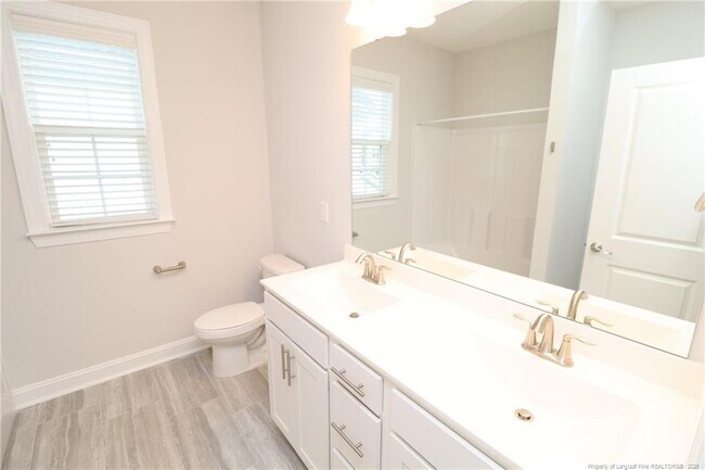 Building Photo - 2936 Baronial St