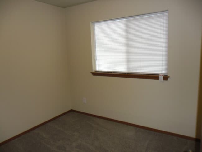 Building Photo - 502 S Margaret Ave