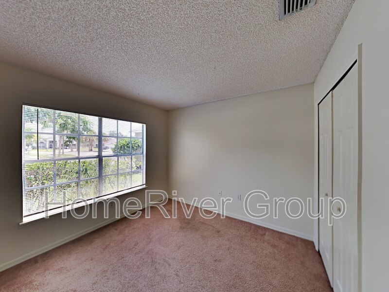 Building Photo - 6816 Whitetail Ct