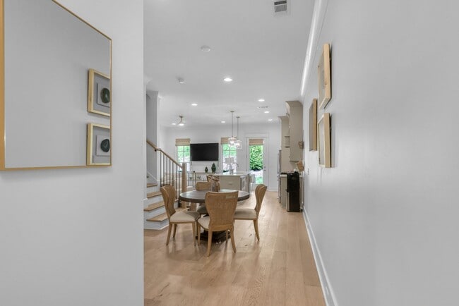 Building Photo - Luxury Townhome Living in Moores Mill — Style, Comfort & Prime Auburn Convenience