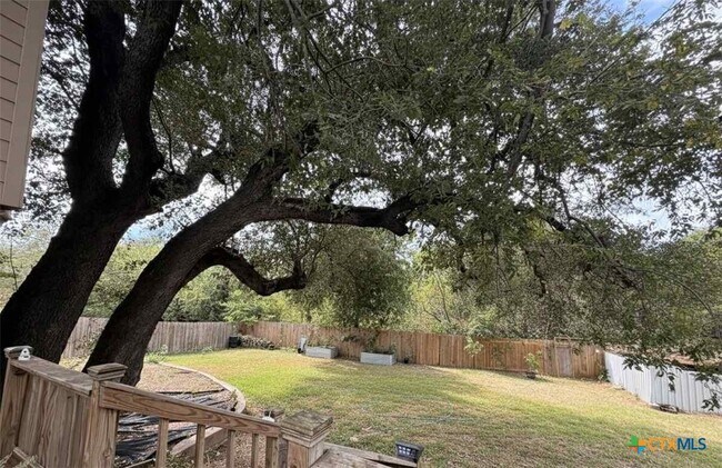 Building Photo - 7255 Woodlake Cir