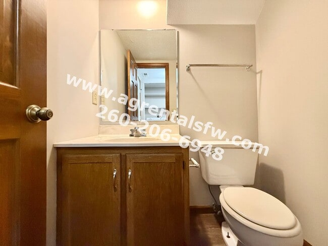 Building Photo - 4221 Crofton Ct