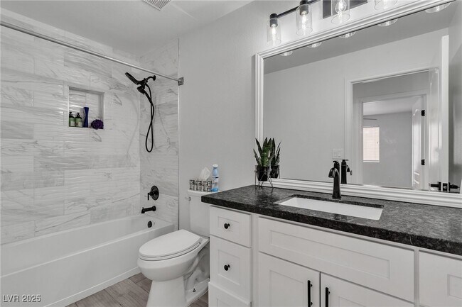 Building Photo - 1763 Summerwood Cir