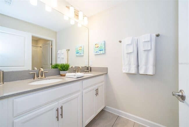 Building Photo - 4833 Lullaby Ln