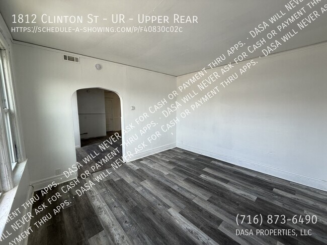 Building Photo - 1812 Clinton St