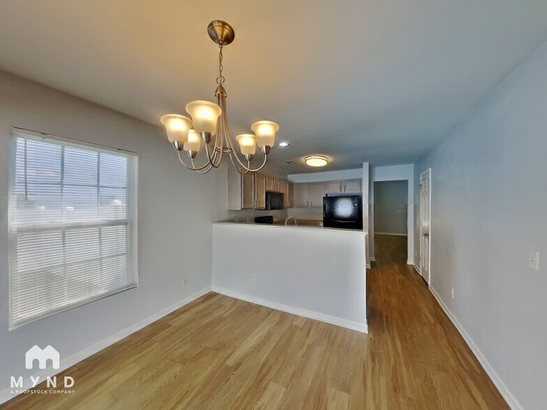 Building Photo - 3400 Fatima Ct