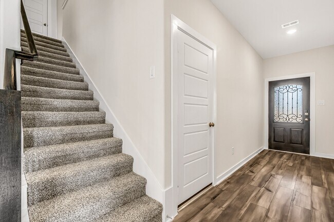 Building Photo - 17925 Canopy Trce Ct