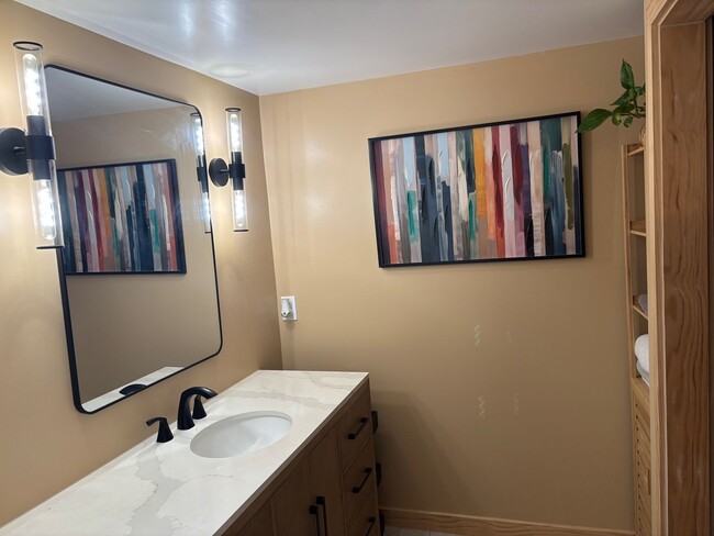 Building Photo - 3BR 2BA for Rent NSB between US1 & the River