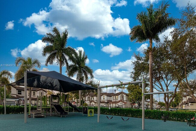 Building Photo - 11507 NW 77th St