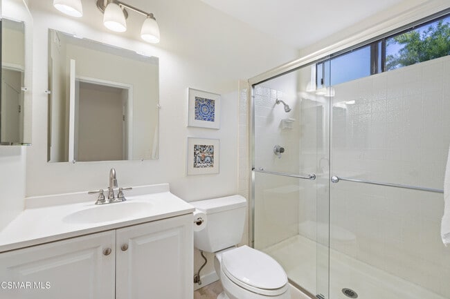 Building Photo - 1501 Valecroft Ave