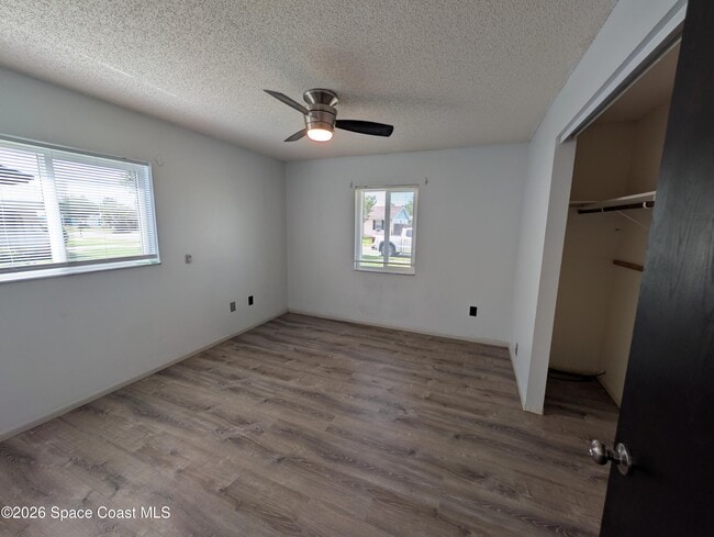 Building Photo - 2655 Wilmette Ave