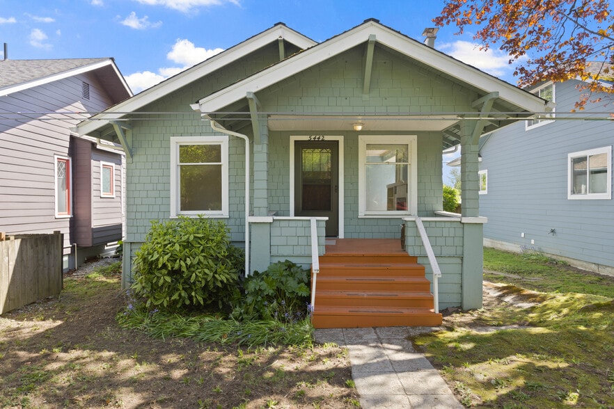 Building Photo - 5442 35th Ave SW
