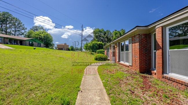 Building Photo - 6315 Dupree Dr