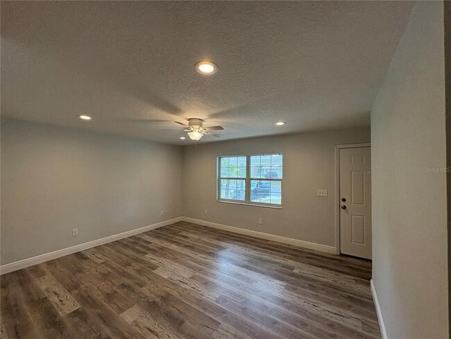 Building Photo - 5825 Lullaby Ln