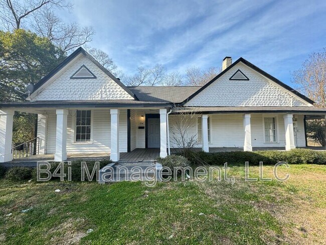 Primary Photo - 306 Veazey St