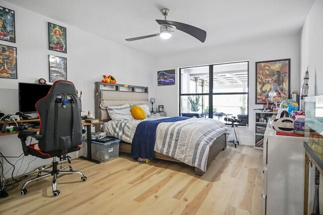 Building Photo - Ranch on 6 Acres