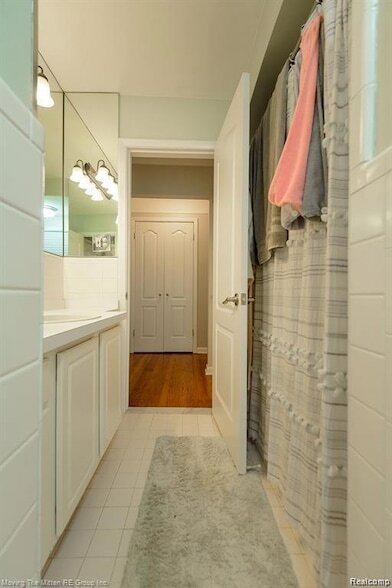 Building Photo - 487 N Eton St