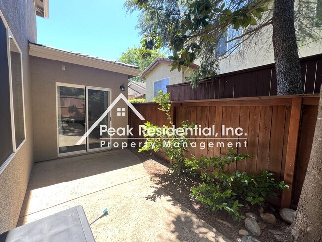 Building Photo - Wonderful 4bd/3ba Rocklin Home-Must See!