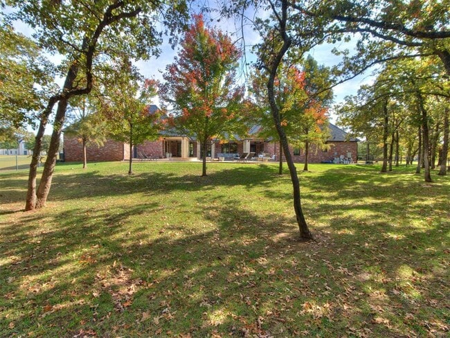 Building Photo - 5103 Forum Cir