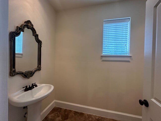 Building Photo - 1600 Abrams Rd