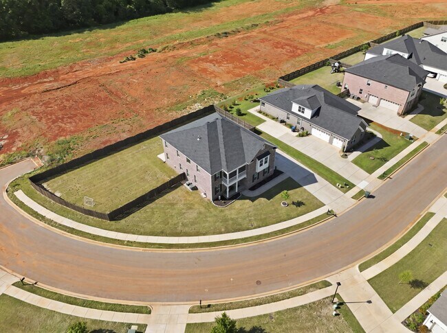 Building Photo - 8129 Tupelo Gum Trce SW