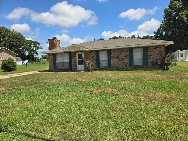 Building Photo - 262 Joyce St