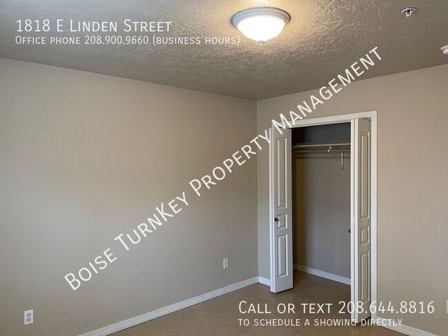 Building Photo - 1818 E Linden St