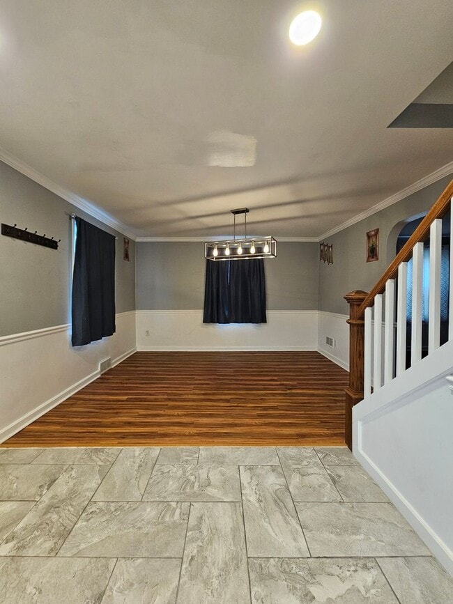 Building Photo - 923 Rohrerstown Rd