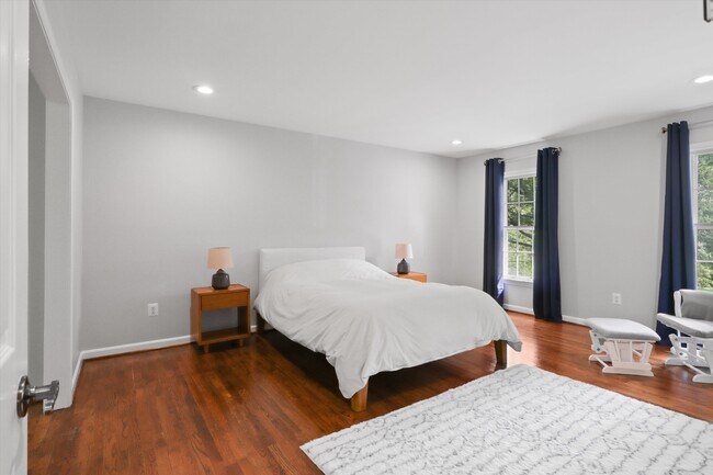 Building Photo - 4203 Maple Tree Ct