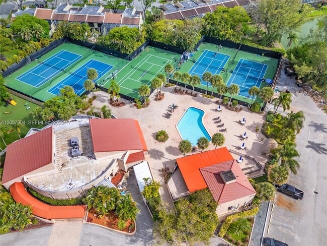 Building Photo - 10137 Costa Del Sol Blvd