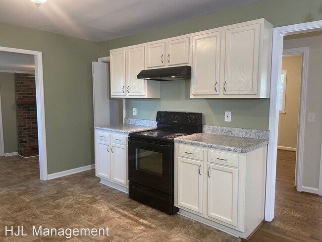 Building Photo - 3 br, 2 bath House - 106 Graeme Drive