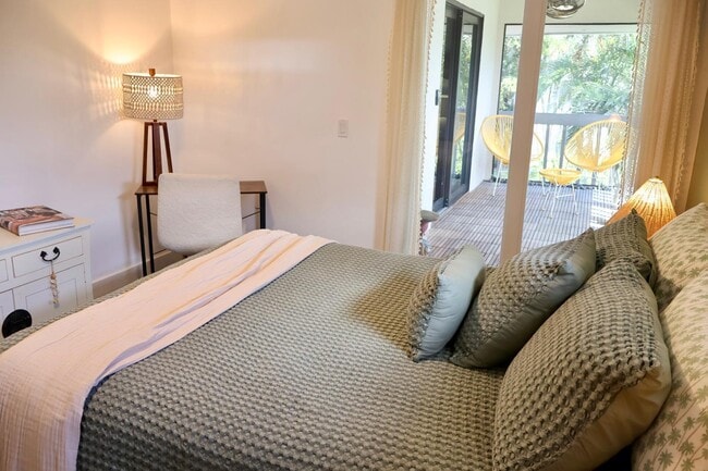 Building Photo - 134 Harbor Cir