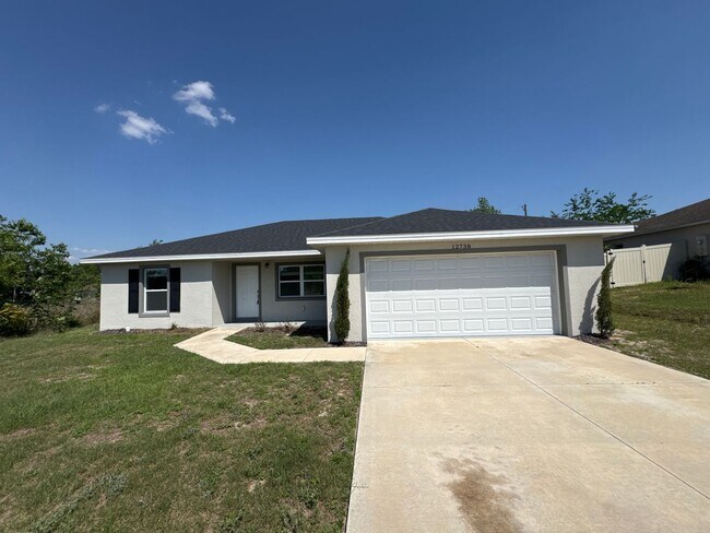 Building Photo - Desirable SW Ocala Neighborhood, 3/2/2 **W...