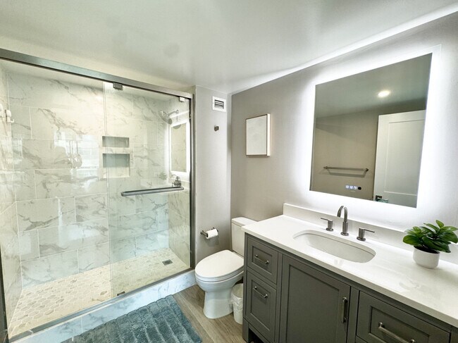 Building Photo - 1470 State St