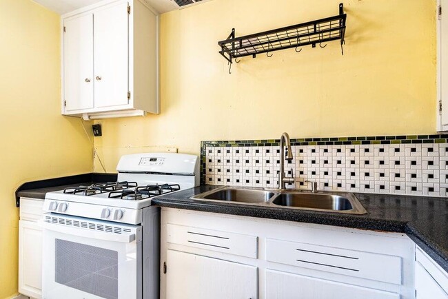 Building Photo - 3434 Smith Ave SE