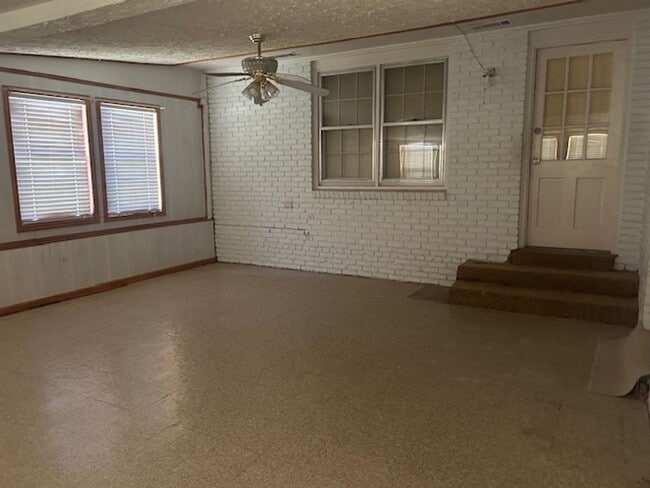 Building Photo - Northgate Dr Home