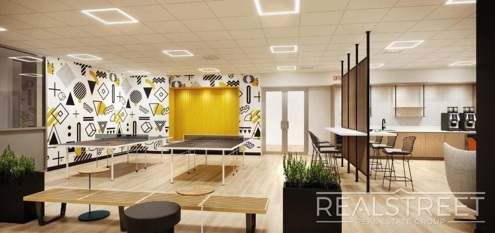 Building Photo - LUXURY LOFT in Queens!