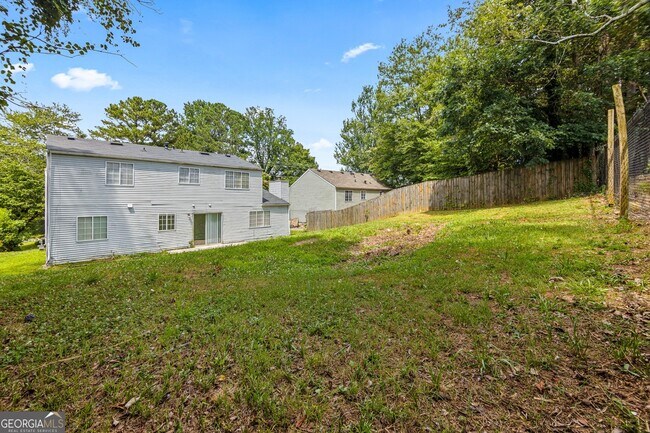 Building Photo - 5100 Rockborough Trail NW