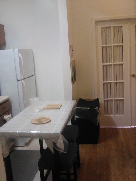 Eat in Kitchen - 322 E 120th St