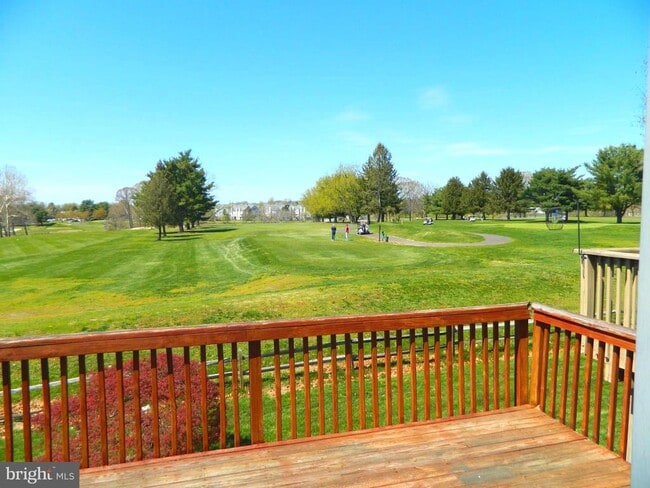 Building Photo - 82 Pebble Ln