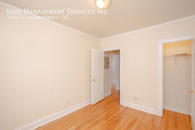 Building Photo - 10985 S Church St
