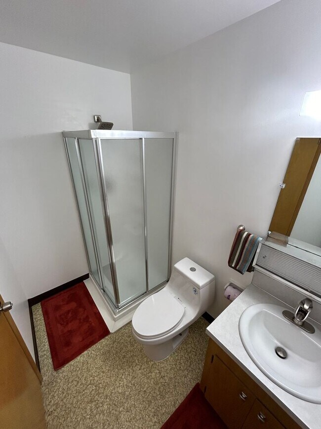 Building Photo - dege01