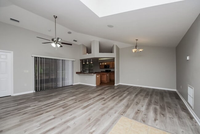 Building Photo - 4480 Abaco Dr