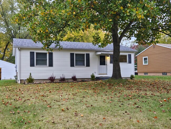 Primary Photo - 8127 Anderson Ave NE