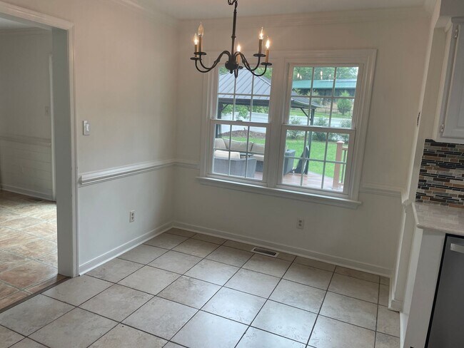 Building Photo - Gayton Green 4 Bedroom  2.5 Bath Home