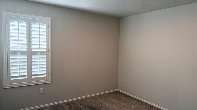 Building Photo - 15113 Upland Willow Rd
