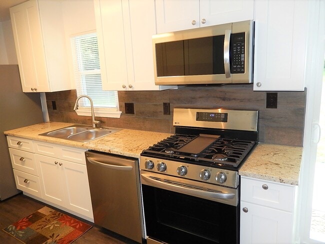 Building Photo - 1016 Caspan St